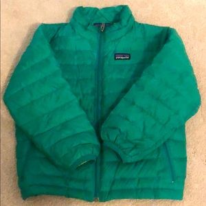 Size 4T Patagonia green puffer